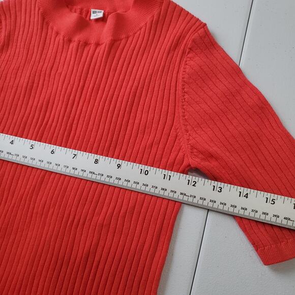 Uniqlo Sweater Womens Small Red 100% Wool Ribbed Mock Neck Half Sleeve Top - Picture 5 of 8